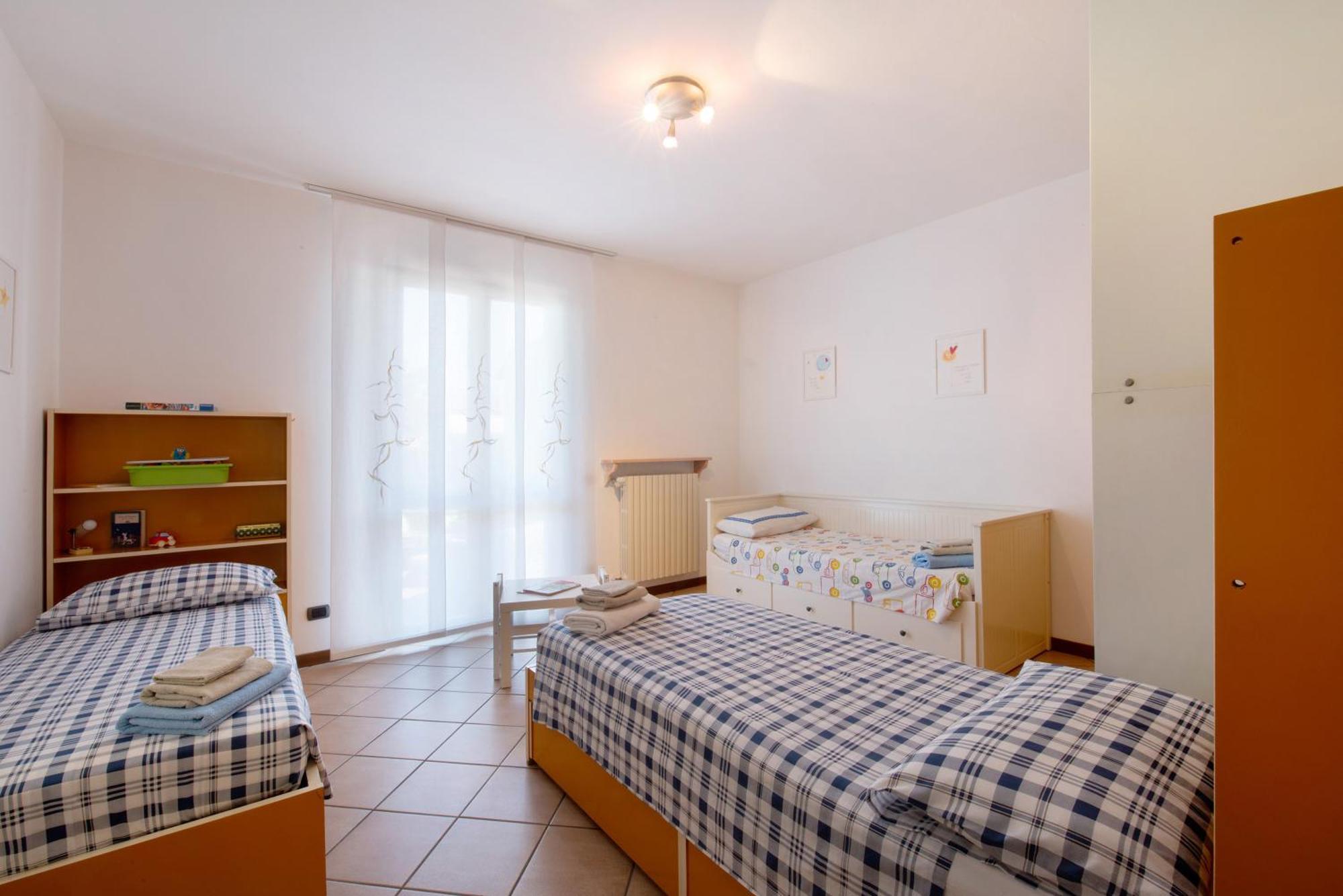 Willa Casa Elli Osio Sotto Zewnętrze zdjęcie